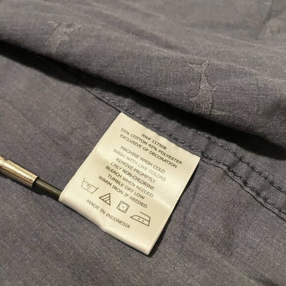 Walker Refinery Shark Print Button Up Shirt Mens Size Large - Picture 11 of 16